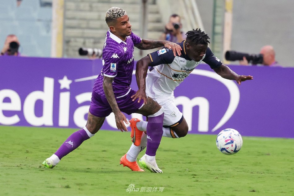 会在困难时 会在困难时